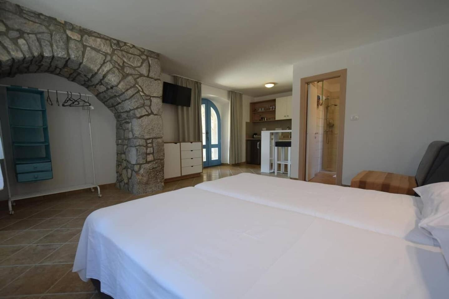 Apartments Insula Insule - Rustic & Peaceful Skrbčići Εξωτερικό φωτογραφία