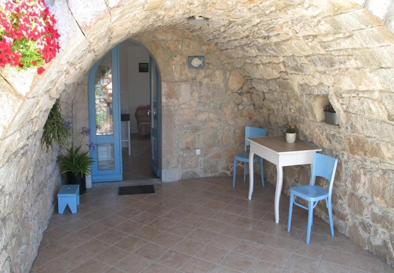 Apartments Insula Insule - Rustic & Peaceful Skrbčići Εξωτερικό φωτογραφία